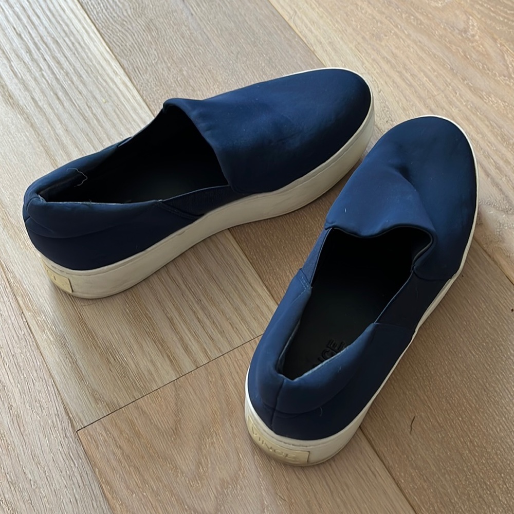 Vince platform sneakers in Navy - size 7